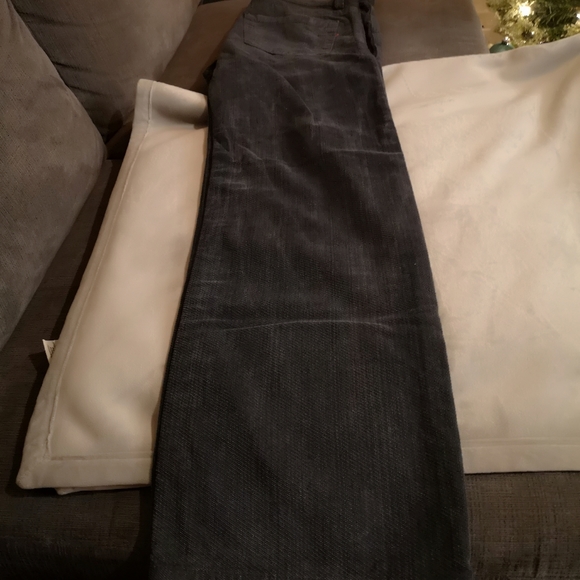 Men's Diesel jeans. - Picture 2 of 6